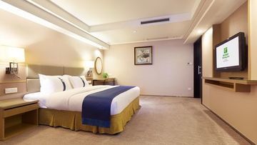 Hotel Holiday Inn Riverside Wuhan