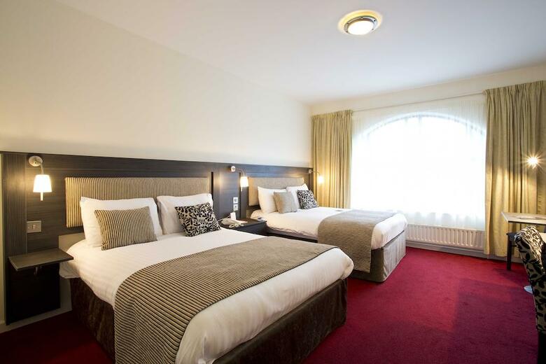 Hotel Ramada Da Vincis
