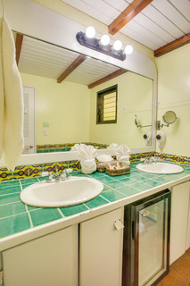 Hotel Robert's Grove Beach Resort