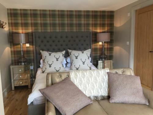 Nether Glenny Cottages
