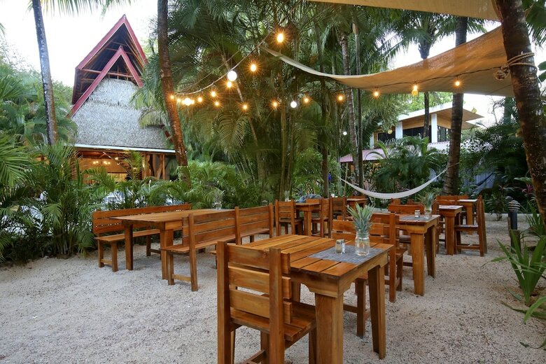 Living Hotel