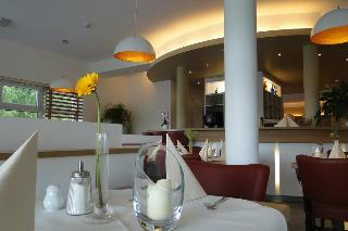 Friesenhof Reit- Und Freizeithotel