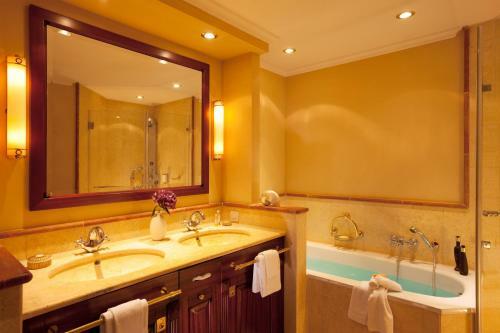 Hotel Yachthafenresidenz Hohe D�ne