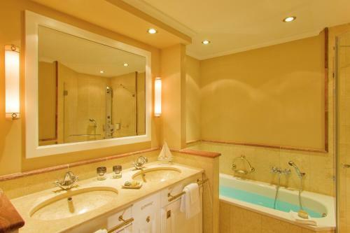 Hotel Yachthafenresidenz Hohe D�ne