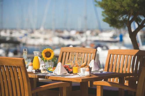 Hotel Yachthafenresidenz Hohe D�ne