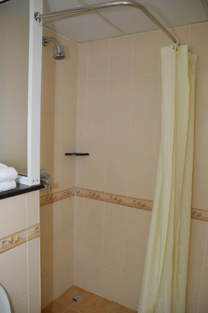 Sentrim 680 Hotel