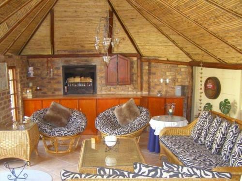 Hostal Avon Road Guest House & Tours