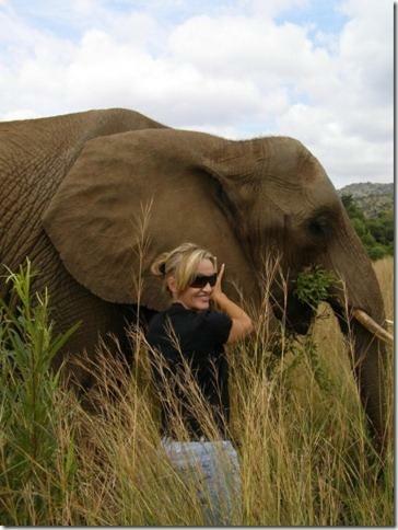 Hostal Avon Road Guest House & Tours