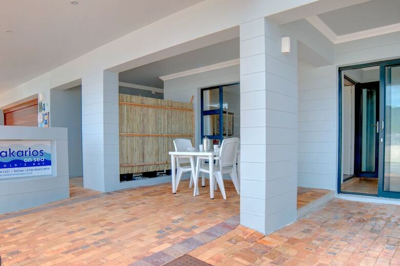 Apartamentos Makarios On Sea