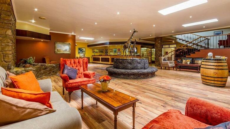 Hotel Numbi & Garden Suites