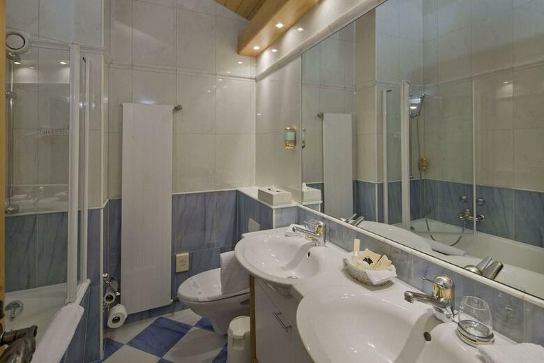 Hotel Allalin