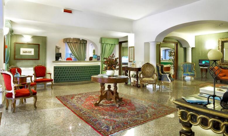 Hotel Colonna Palace Mediterraneo