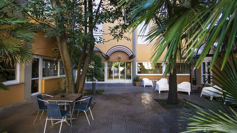 Hotel Mistral 2