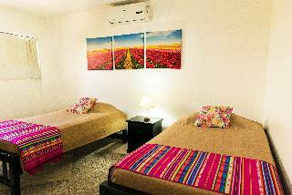Hostal Villa64