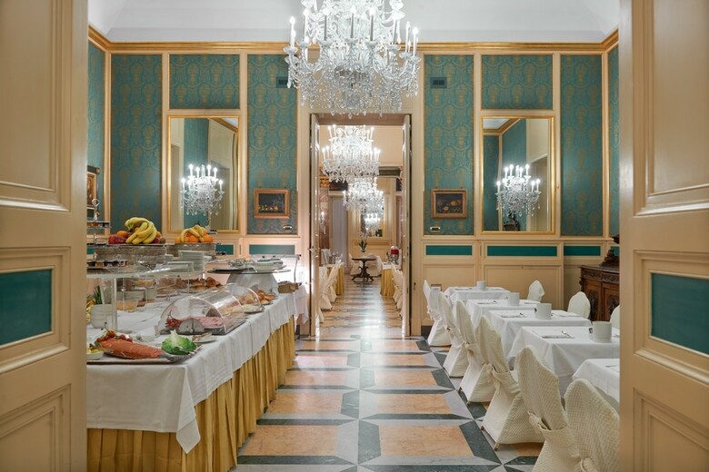 Hotel Eurostars Centrale Palace