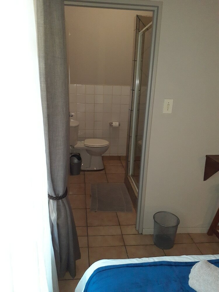 Hostal Komati Guesthouse