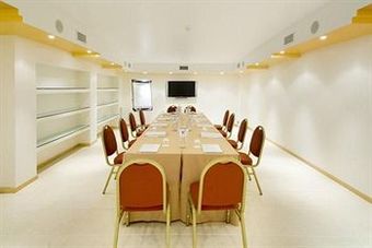 Hotel Club House