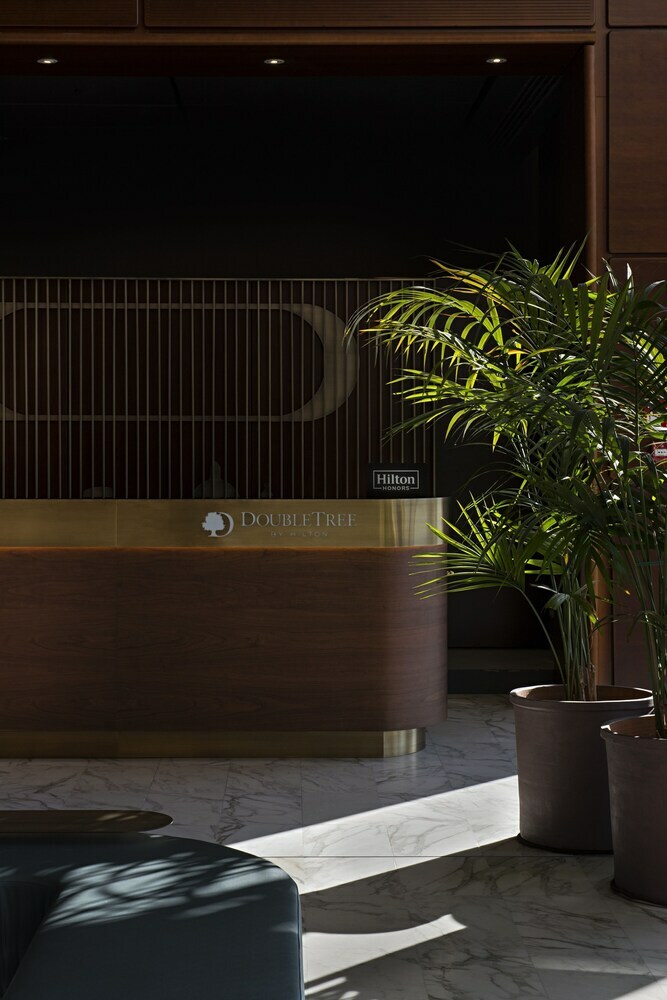 Hotel Doubletree By Hilton Turin Lingotto