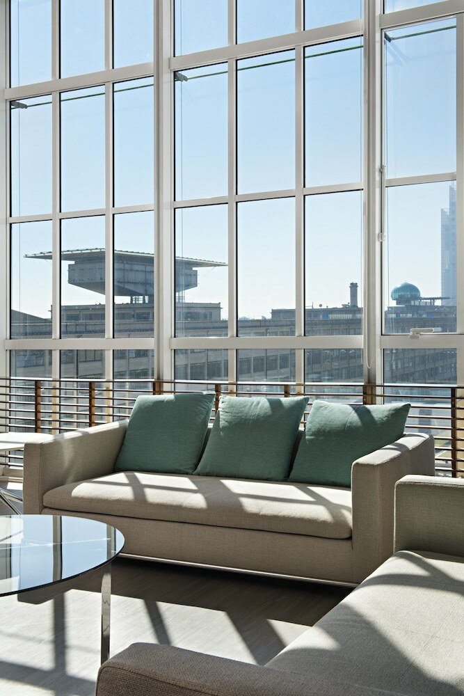 Hotel Doubletree By Hilton Turin Lingotto