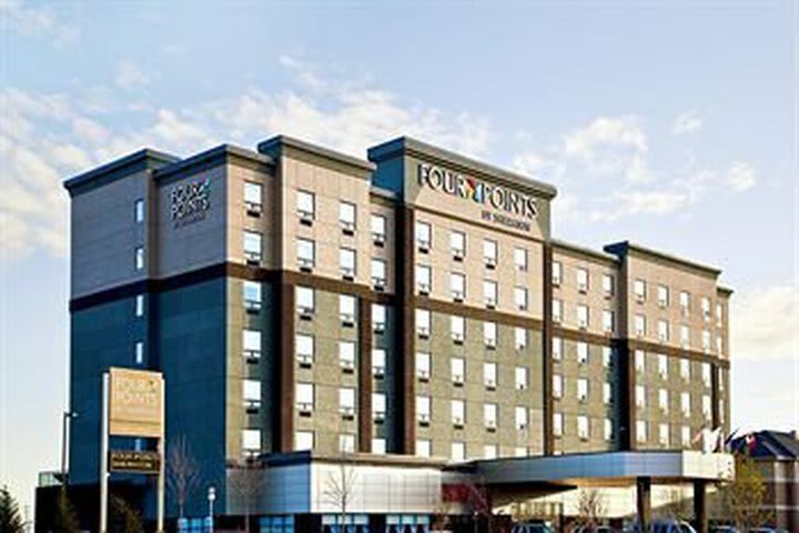 Hotel Four Points By Sheraton Calgary Airport