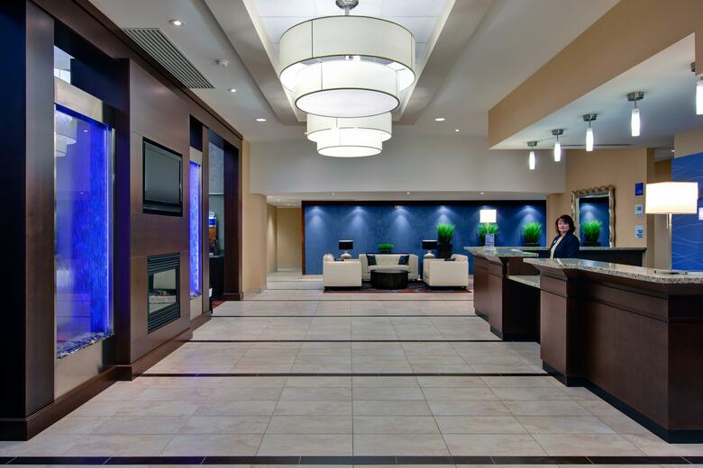 Hotel Holiday Inn Express & Suites Chatham South