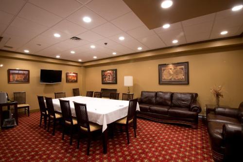 Hotel Clarenville Inn