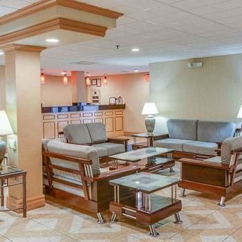 Hotel Alexis Inn & Suites