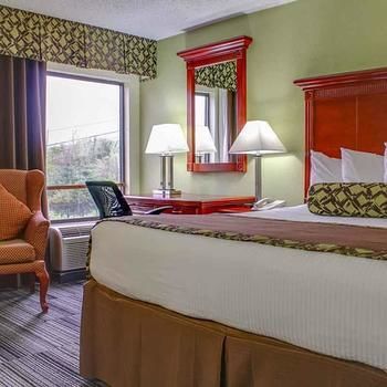 Hotel Alexis Inn & Suites