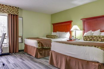 Hotel Alexis Inn & Suites