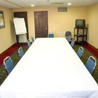 Hotel Alexis Inn & Suites