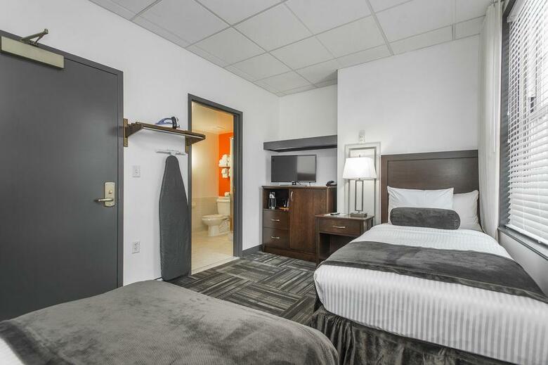 Hotel 140