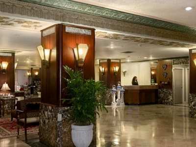 Hotel Hilton Netherland Plaza