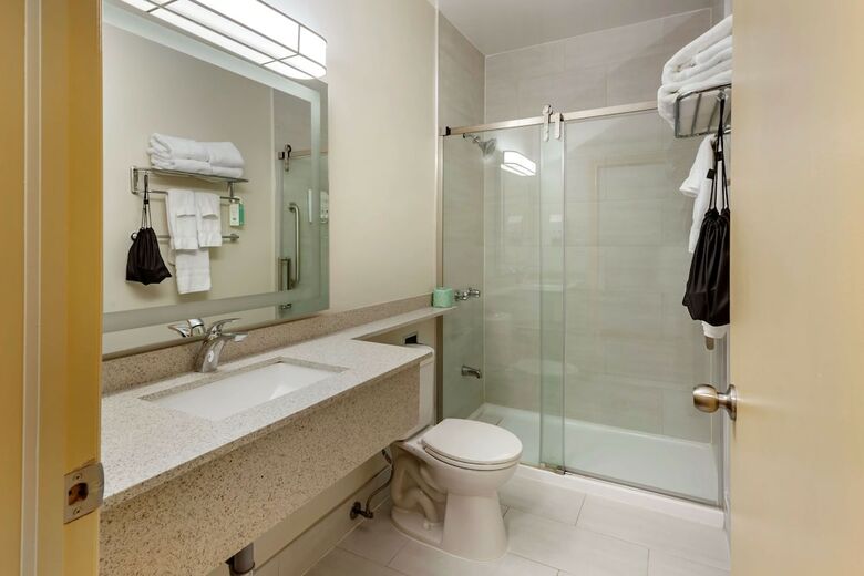 Hotel Best Western Plus Governor's Inn