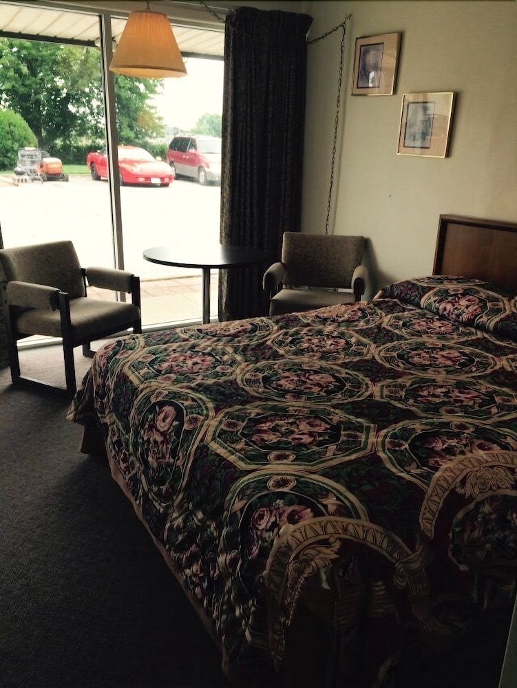 Town'n Country Motor Inn
