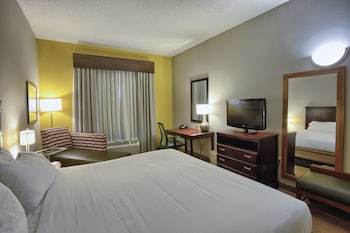 Holiday Inn Express Hotel & Suites Pell City