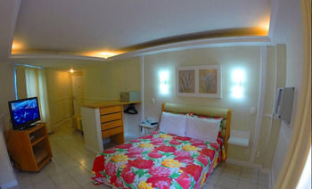 Hotel Village Icara�