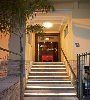 Hotel Village Icara�