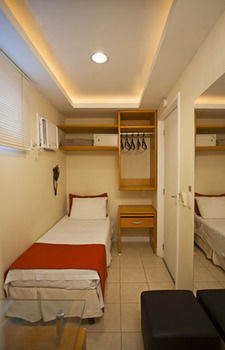 Hotel Village Icara�