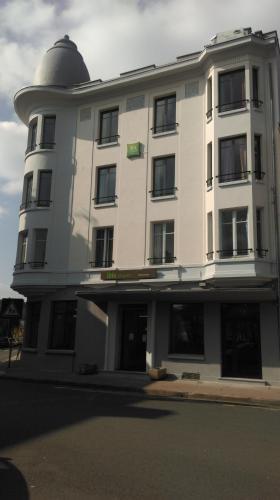 Hotel H�tel Balladins Moulins