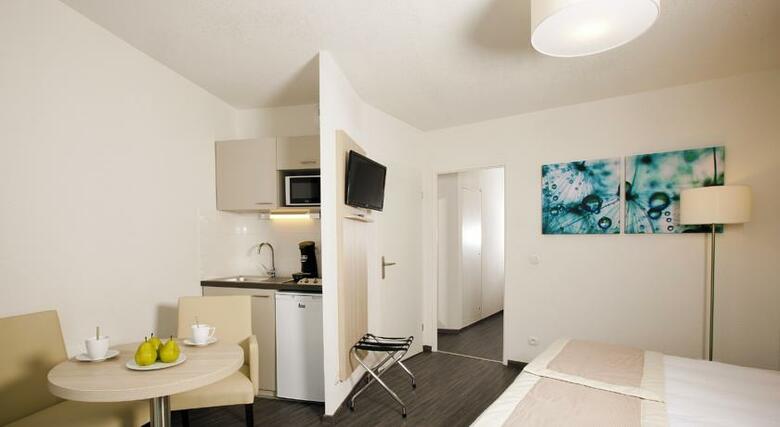 Aparthotel Residhome Nanterre La Defense