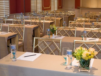 Hotel Campton Place
