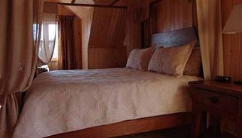 Hotel Fiddler Lake Resort