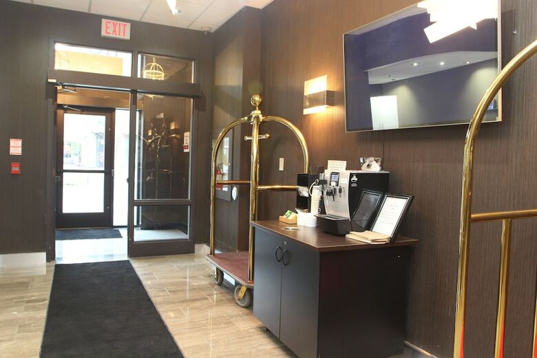 The Saint James Hotel An Ascend Hotel Collection Member