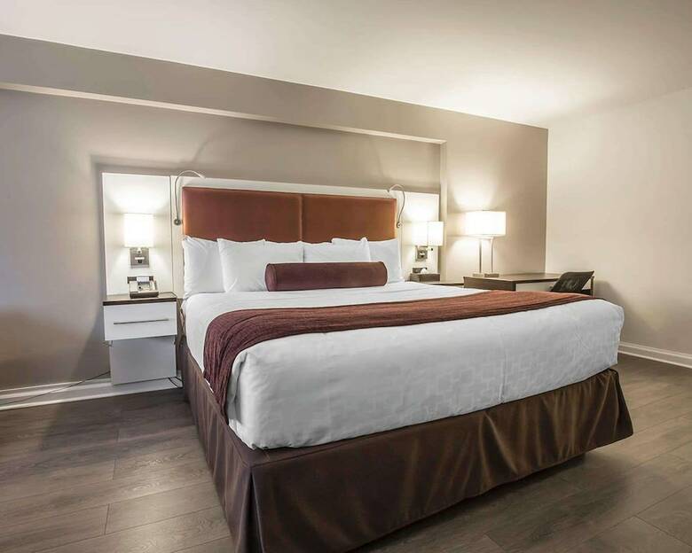 The Saint James Hotel An Ascend Hotel Collection Member