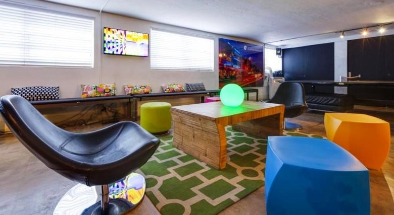 Miami Beach International Travelers Hostel