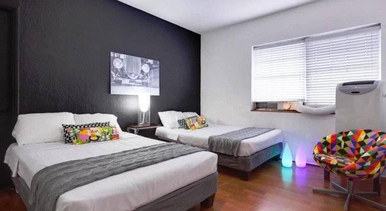 Miami Beach International Travelers Hostel