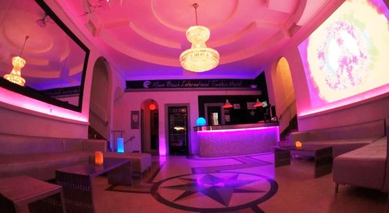 Miami Beach International Travelers Hostel