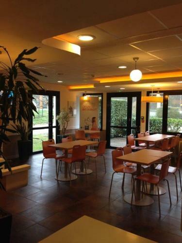 Hotel H�tel Balladins Rambouillet