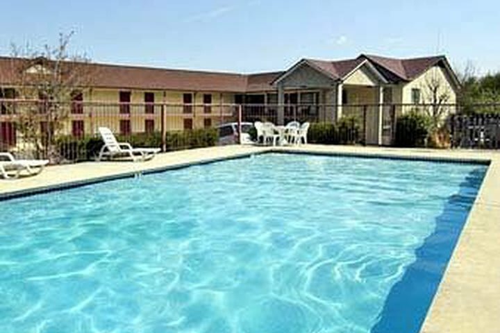 Motel Days Inn Dahlonega