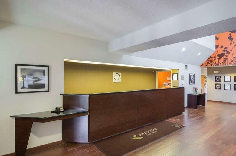 Hotel Sleep Inn And Suites Danville